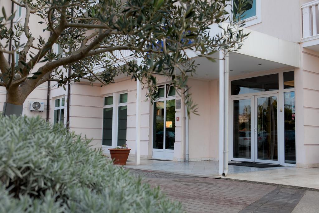 Hotel Arcus Residence Medulin Buitenkant foto