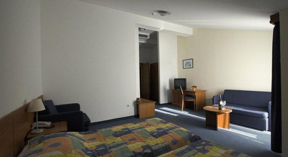Hotel Arcus Residence Medulin Buitenkant foto