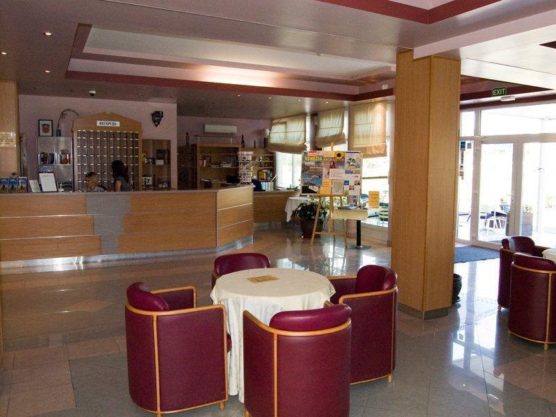 Hotel Arcus Residence Medulin Buitenkant foto